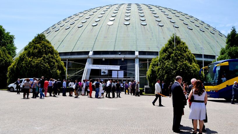 Assembleia do Porto chumba proposta de alteração do nome do Super Bock Arena   