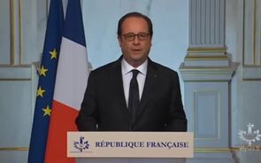 Hollande anunciou reforço das 'acções' militares no Iraque e na Síria