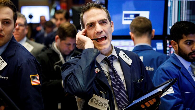 Wall Street segue em queda à espera de decisão de Trump sobre Irão