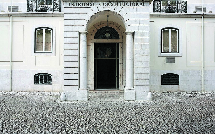 A alteração foi enviada para o Tribunal Constitucional, que indica agora que está à espera de uma clarificação do Parlamento.