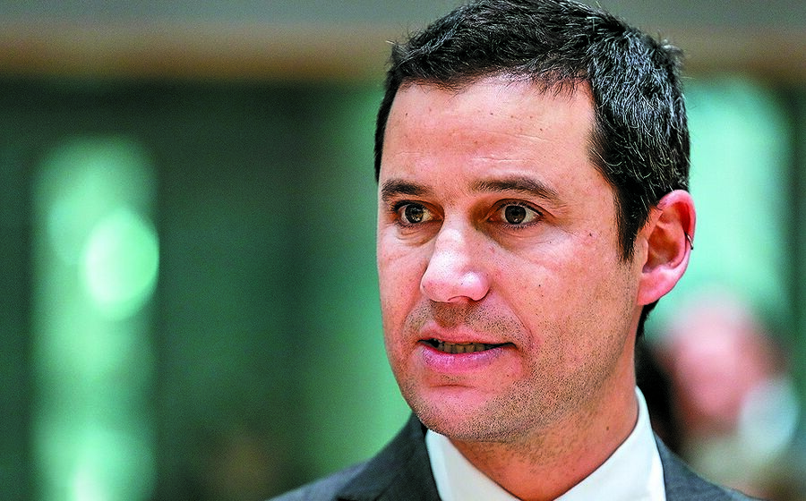 João Galamba quer ter o quadro regulatório e legal antes do fim do mês de agosto.