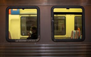 Passageiros querem mais comboios à noite e mais lugares sentados
