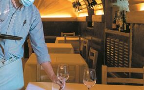 Covid-19: Medida Apoiar Restauração abrange a noite de passagem de ano