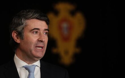 PS afasta cenário de adiar eleições autárquicas e invoca a mobilização das presidenciais