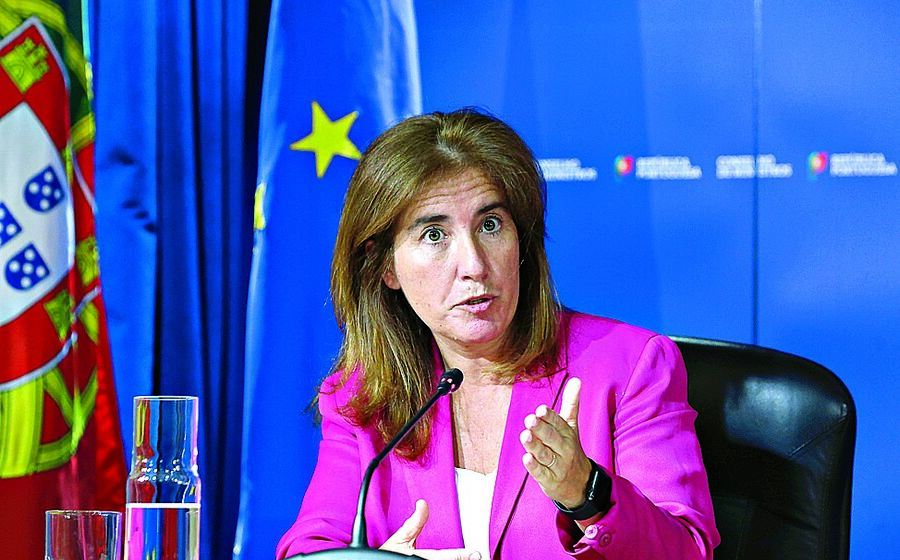 O chamado “apoio à retoma progressiva”, que se aplica desde agosto, tem       vindo a ser flexibilizado.