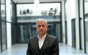 Empresas devolvem equipamento de escritório