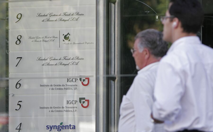 A Agência de Gestão da Tesouraria e da Dívida Pública - IGCP, liderada a partir de amanhã por Miguel Martín, tem de fazer face aos custos do Estado com comissões e outros encargos.